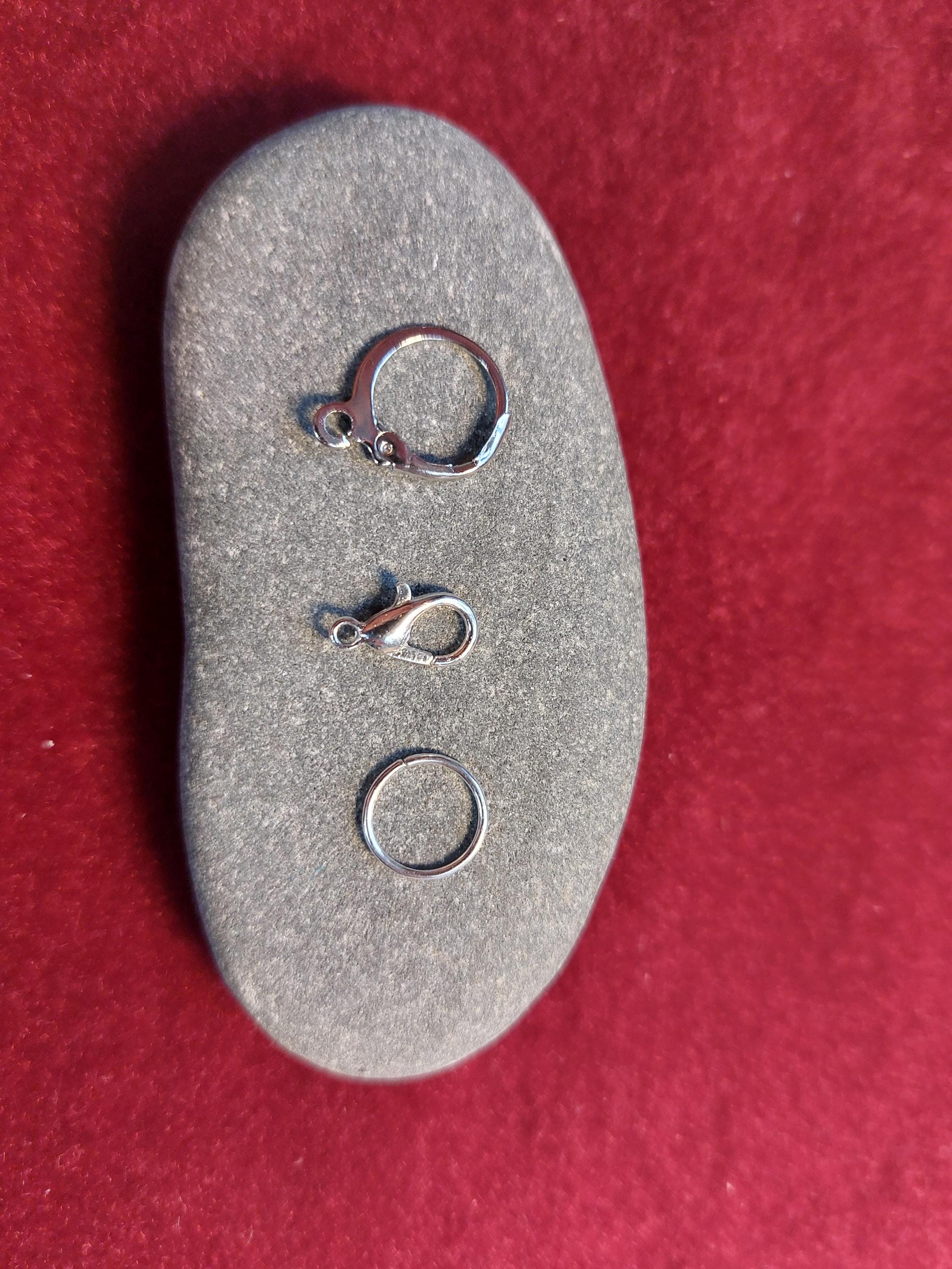 Pre-Order Limited Edition April Showers April 2026 Stitch Marker Club - Crochet and Knitting Gift Box - Stitch Stoppers - Spring