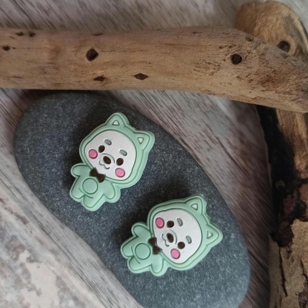 Kitty Cat in a Onesie - Stitch Stoppers - Needle Stoppers - Silicone - Knitting - Yarn- Notions - Point Protectors - Holder - Mint green