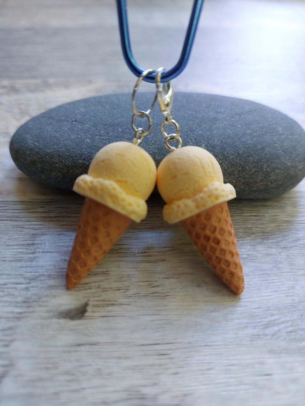 Summer Vanilla Ice Cream Stitch Marker