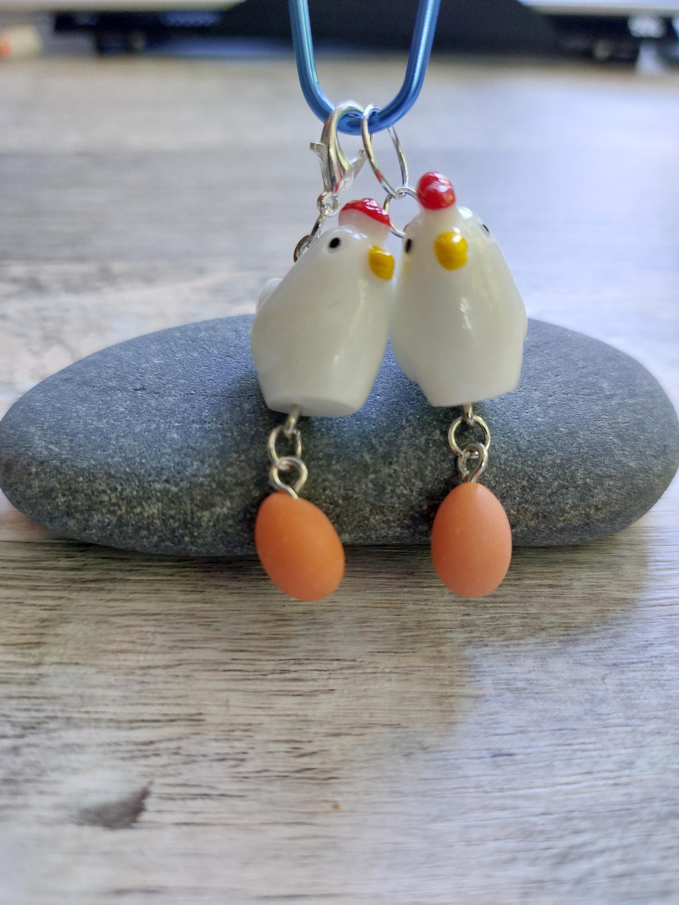 Clucky Hen & Dangly Egg Stitch Marker
