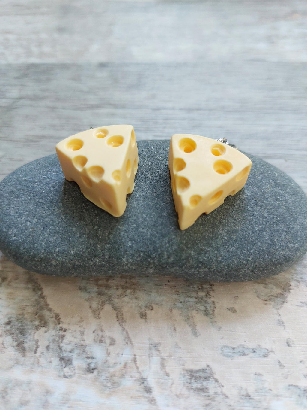 Edam Cheese Stitch Marker for Knitting & Crochet | Fun Food Project Keeper | Knitting Notion | Yarn Accessory | Progress Keeper