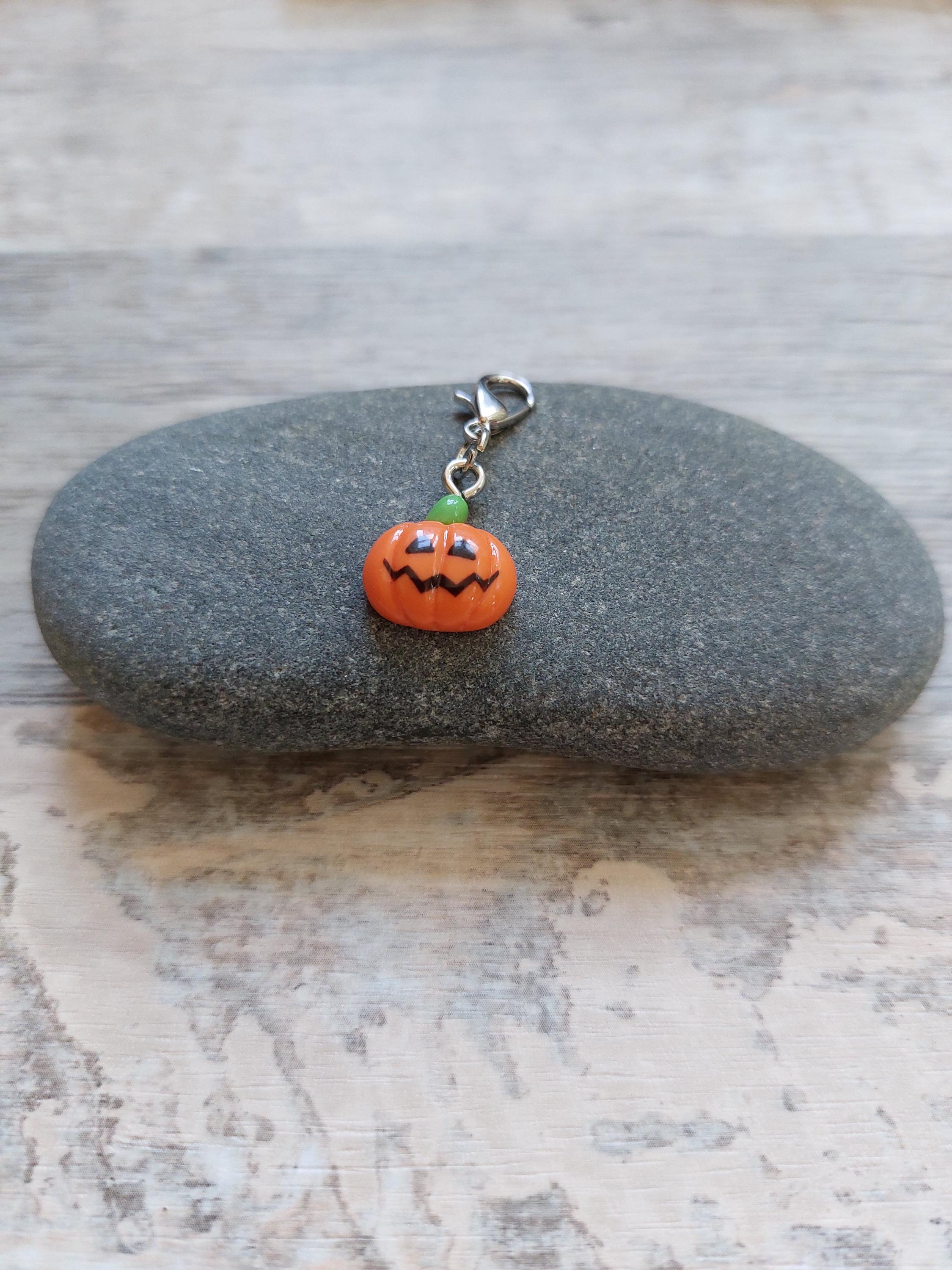 Collection of 3 Mini Jack-O'-Lantern Stitch Markers