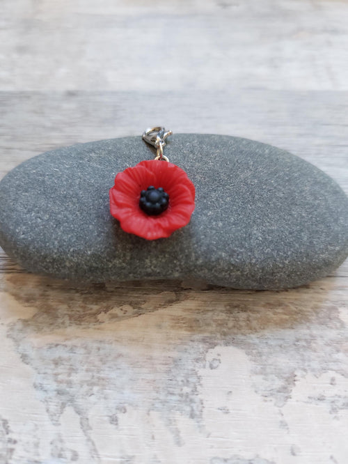 Bright Red Resin Poppy Stitch Marker 20mm | Floral Fun for Knitting & Crochet | Unique Yarn Project Keeper