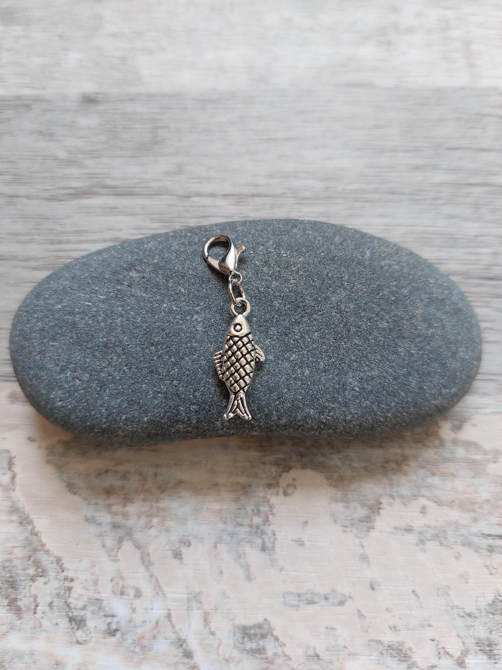 Summer Sardine Fish Stitch Marker for Knitting & Crochet | Cute Ocean Project Keeper | Yarn Accessories