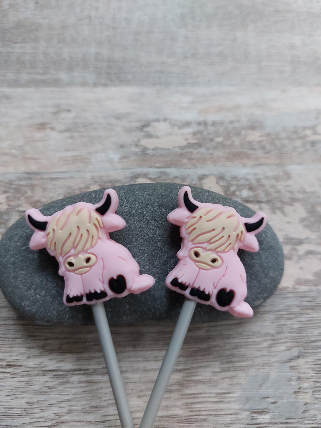 Pair of Highland Cow Stitch Stoppers