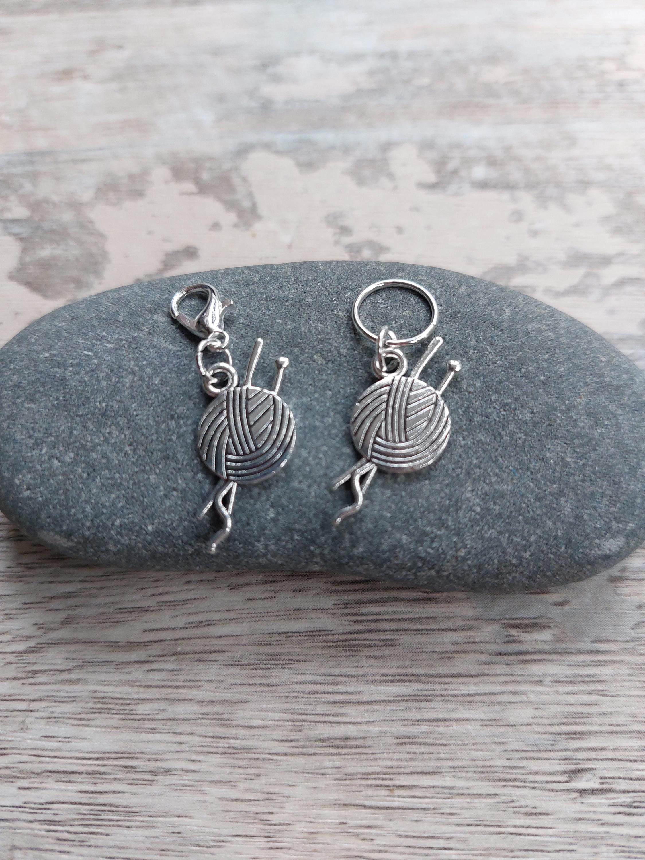 Knitting Ball and Needles Stitch Marker
