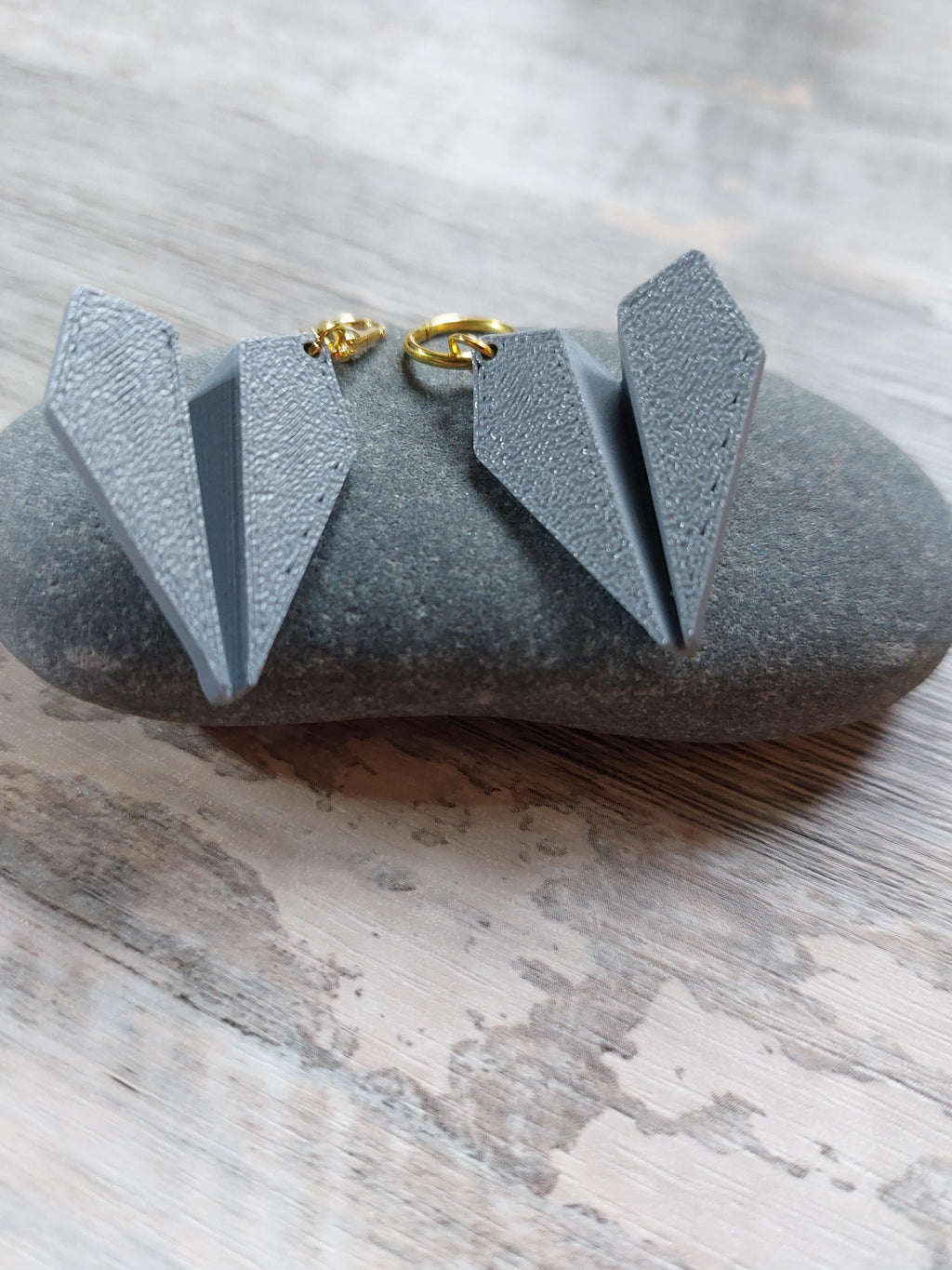 Paper Plane Stitch Marker for Knitting and Crochet | Cute Yarn Lover Gift | Travel Inspired Knitting Accessory I 3D Printed